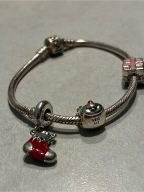 Pandora Christmas Bracelet with 3 Holiday Charms